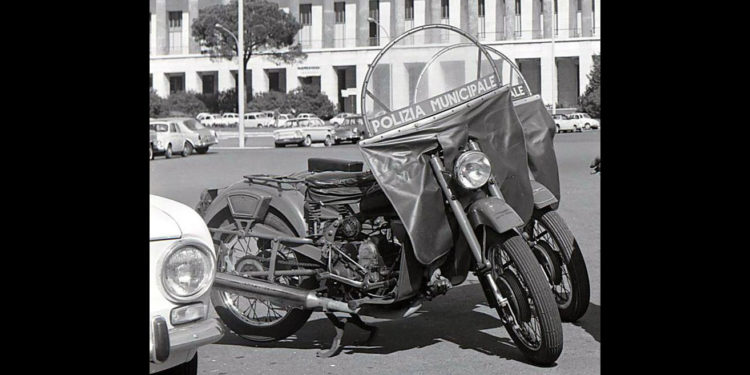 Moto Guzzi Falcone Sport e Turismo Polizia Municipale