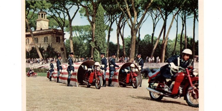 Moto Guzzi Falcone Turismo Festa della Polizia 1959